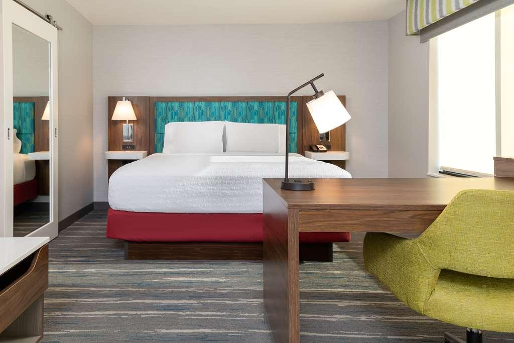 Hampton Inn & Suites Santa Rosa Sonoma Wine Country Номер фото